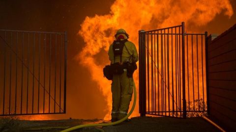 Un nuevo incendio en California arrasa más de 7.300 hectáreas en cinco días