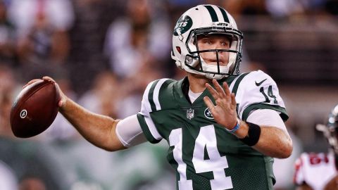 Jets blanquean a Falcons, Raiders vencen a Lions en pretemporada