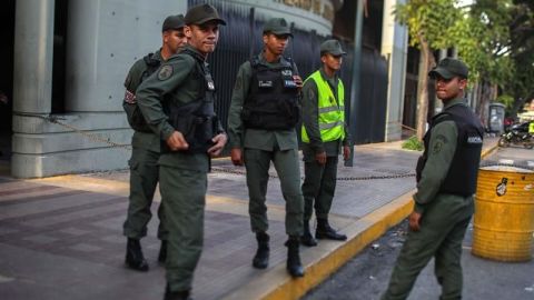 Maduro se dice abierto a que el FBI visite Venezuela e investigue el atentado