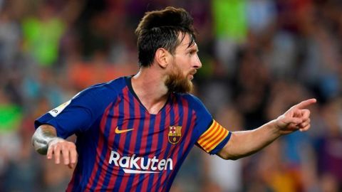 Liderado por Messi, el Barça debuta con triunfo ante el Alavés