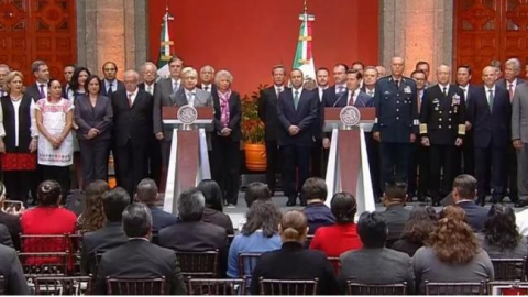 Peña Nieto y AMLO dan inicio formal a la transición de gobierno