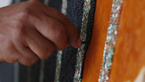 Indígenas wixaritari logran en México récord Guinness al mosaico más grande