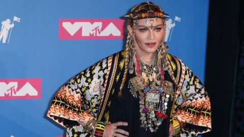 Madonna luce "joyería bereber" traída de Marrakech en gala de los MTV Awards