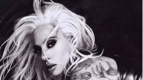Lady Gaga sorprende con fotos en blanco y negro