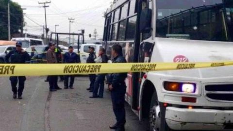 "Justiciero" mata a asaltante en autobús en Tecámac