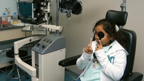 Aconseja IMSS llevar a niños a realizar examen de la vista