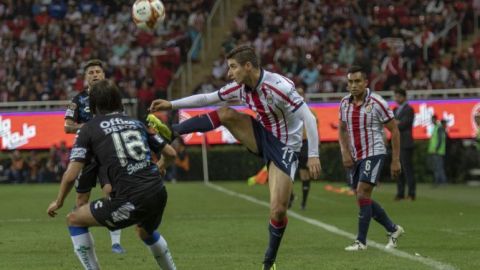 Pachuca pone fin a la buena racha de Chivas