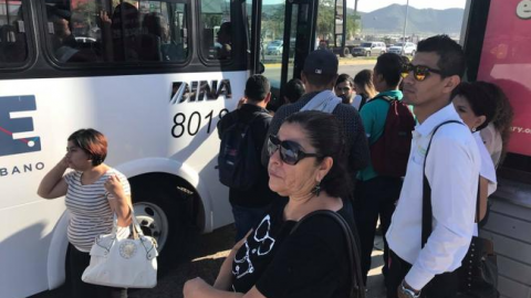 Paro de transporte público genera caos en Sonora