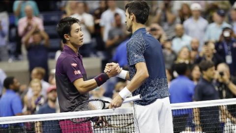 Djokovic arrasa a Nishikori y va a la final del US Open