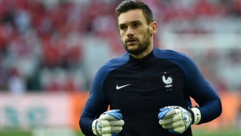 Lloris recibe multa de 65.000 dólares por manejar ebrio