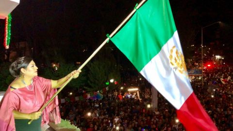 Celebran miles de Tecatenses Independencia Nacional