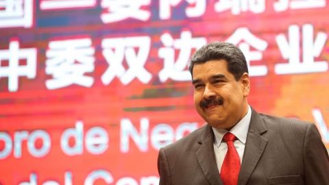 Maduro recibe criticas por comer en un famoso restaurante en Turquía