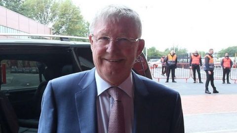 Sir Alex Ferguson regresa a Old Trafford tras hemorragia cerebral