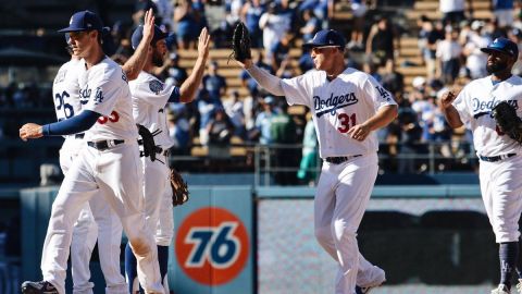 Dodgers aplastan a Padres