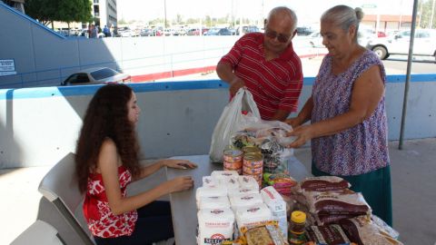 Instalan centros de acopio para afectados en Sinaloa