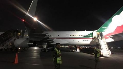 Tras falla en avión, Peña Nieto arriba a la CDMX