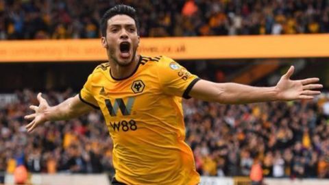 Raúl Jiménez quiere consolidarse en Wolverhampton