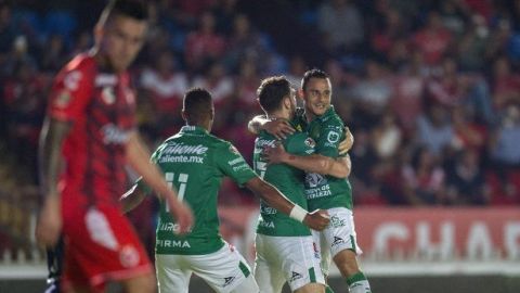 León golea a Veracruz y rompe racha de tres derrotas