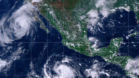BCS decreta alerta verde por huracán "Rosa"