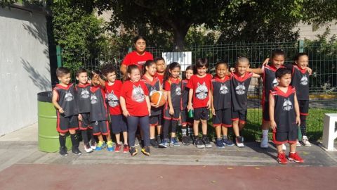 Liga triunfos Academia de Zonkeys en Cascaron