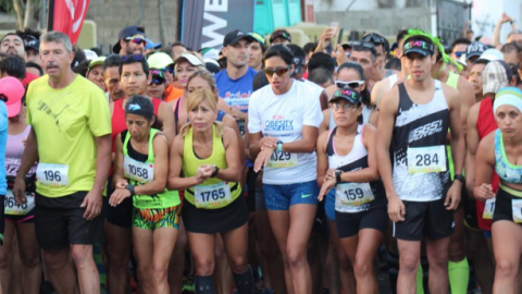 Participan más de mil atletas en el tradicional medio maratón de Tecate 2018