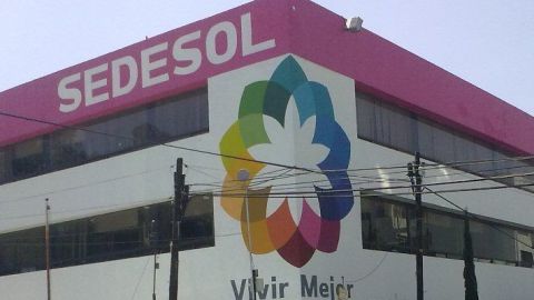 Sedesol de Veracruz pagó 19 millones de pesos en servicios de celular