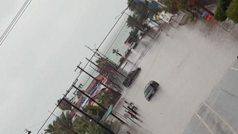 Cierras Playa del Malecón de San Felipe por contaminación.