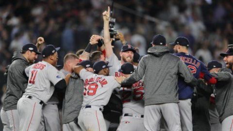 Red Sox liquidan a Yankees en 4 juegos, se citan con Astros