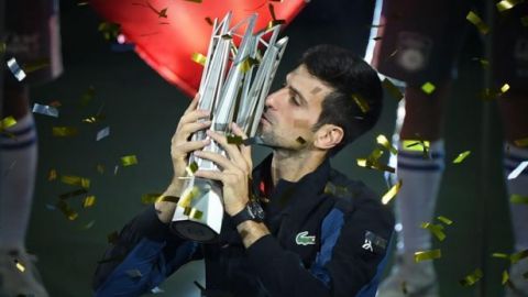 Djokovic desplaza a Federer al tercer lugar del ranking de ATP