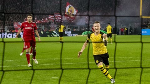 Dortmund remonta al Bayern en Clásico y toma distancia en la cima