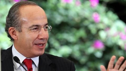 Critica el expresidente Calderón mensaje bíblico de AMLO