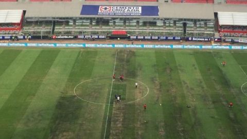 Cancha del Estadio Azteca preocupa a la NFL