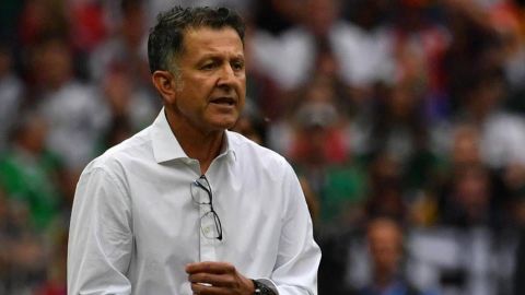 Osorio revela lista para su debut como DT de Paraguay