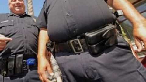 Ocho de cada 10 policías tienen sobrepeso u obesidad: Inegi