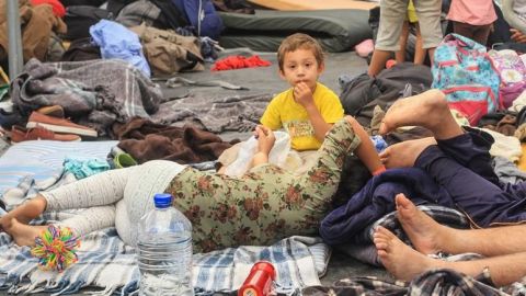México debe aplicar un "plan de emergencia" para caravana migrante, según ONG