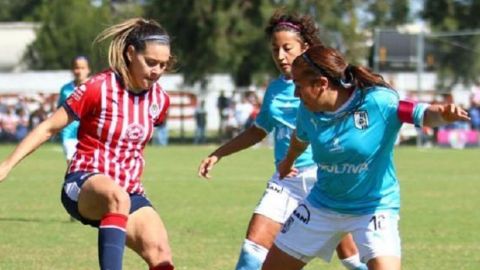 Chivas femenil rescata empate ante Querétaro