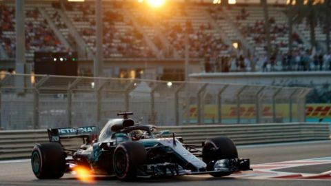 Lewis Hamilton saldrá primero en Yas Marina