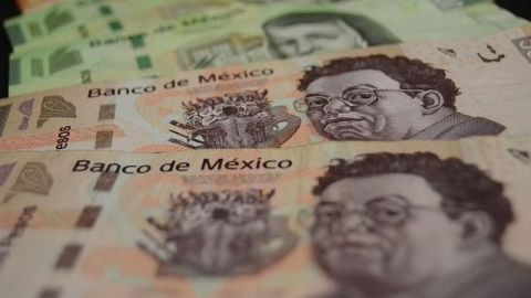 Ex funcionarios de Jalisco reciben más de 100 mil pesos mensuales