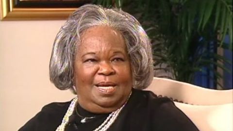 Falleció la madre de Oprah Winfrey