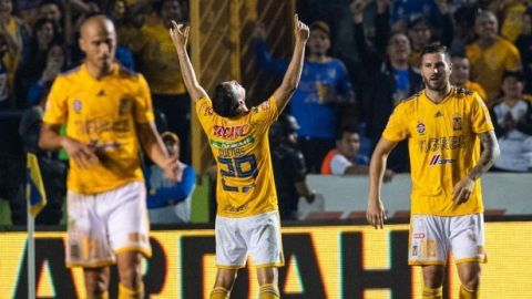 Tigres remonta y vence a los Pumas