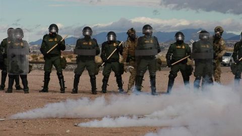 Activistas proinmigrantes piden retirar las tropas de la frontera sur de EEUU