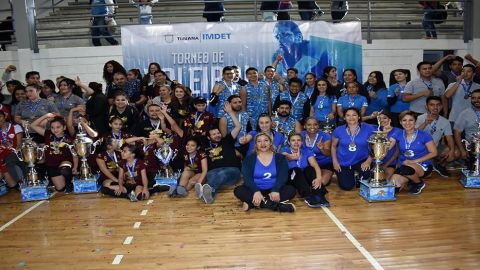Donkeys y Súper Nova Campeones del Torneo de Voleibol Imdet 2018