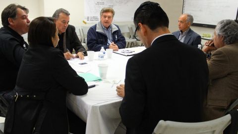 Se reúne gobernador Francisco Vega con representantes del CCE de Baja California
