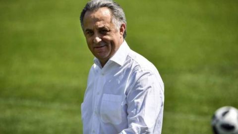 Mutko renuncia como presidente de federación rusa de fútbol