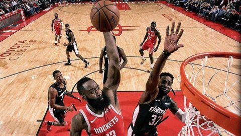 Rockets imponen marca de triples con 26 y derrotan a Wizards