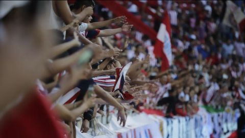 TV Azteca desmiente acuerdo para transmitir a Chivas