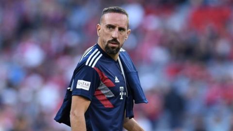 Bayern sanciona a Ribéry por insultos en Twitter, aunque sale en su defensa
