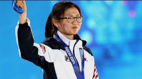 Campeona olímpica surcoreana acusa a su entrenador de agresión sexual