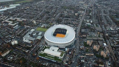 Tottenham dice que estrenará su nuevo estadio hasta marzo