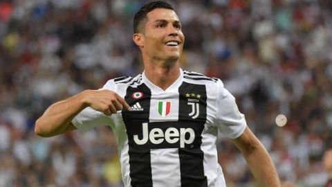 Cristiano anota y gana su primer trofeo con la Juventus